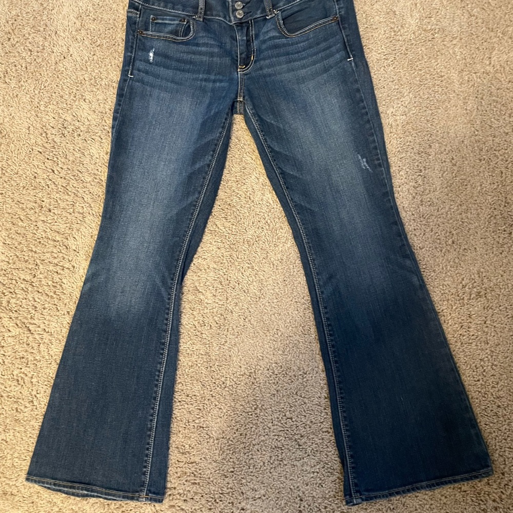 American Eagle Jeans. Size 8 short. EUC